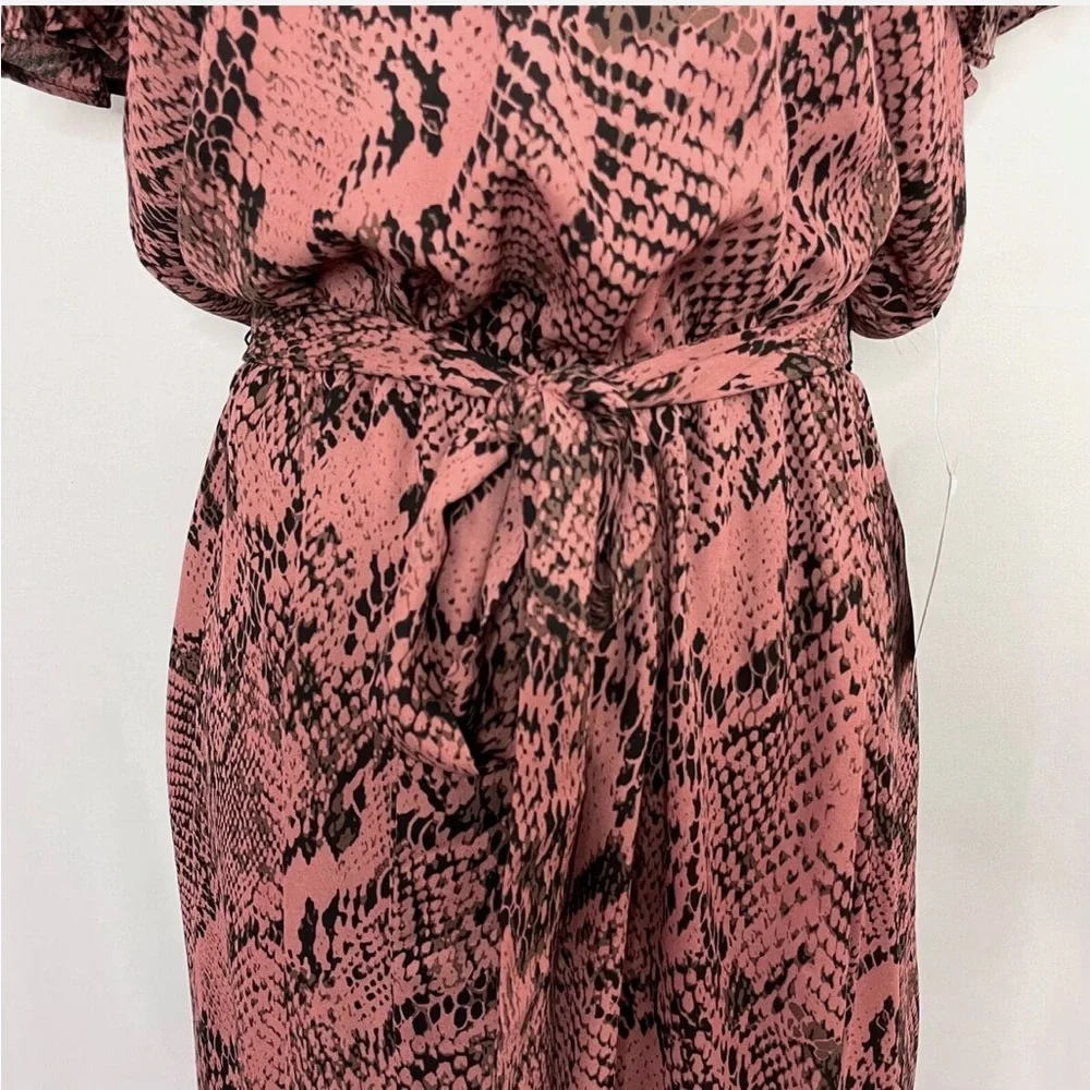 The Vanity Room Snake Print V-Neck Flutter Sleeve Hanky Hem Dress Size Small